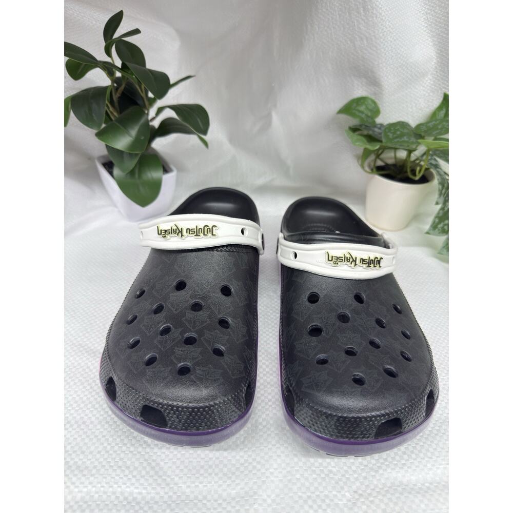 NIB Men Crocs Jujutsu Kaisen Classic Clog 208874 001 - Unisex